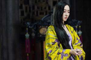 床前明月光之欢乐英雄（一）——人生自是有情痴