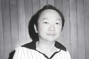 风起云涌百家鸣，人间孤峰一古龙